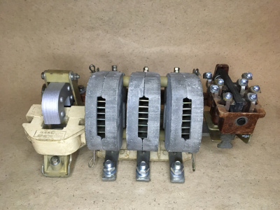 Контактор КТ 7013 380В 100А